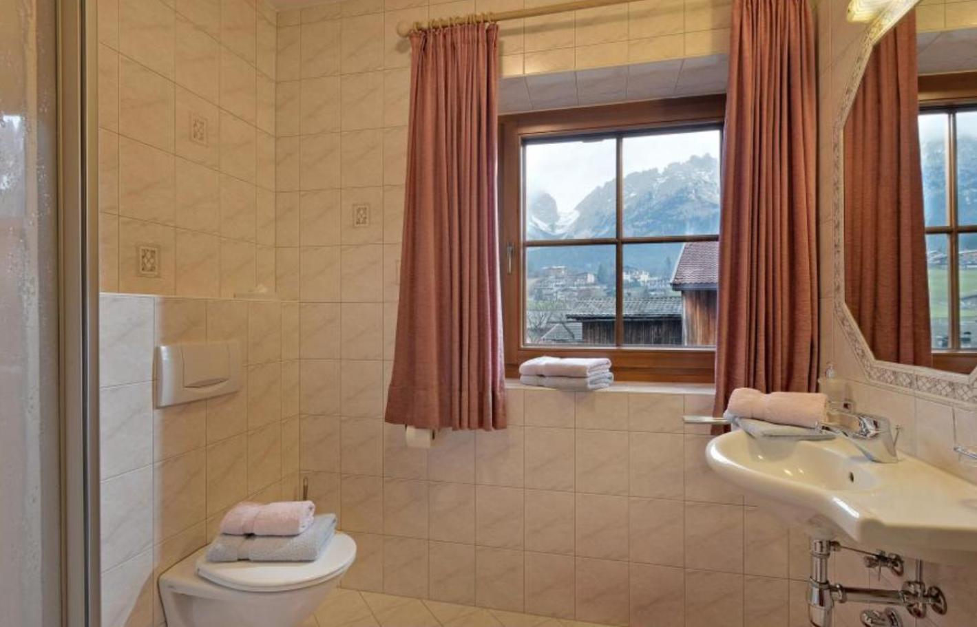 Gaestehaus Brantlhof Zimmer Und Ferienwohnungen In Going Am Wilden Kaiser Going am Wilden Kaiser Quarto foto